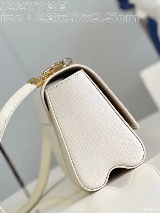 WIS MM LOUIS VUITTON TWIST 0508